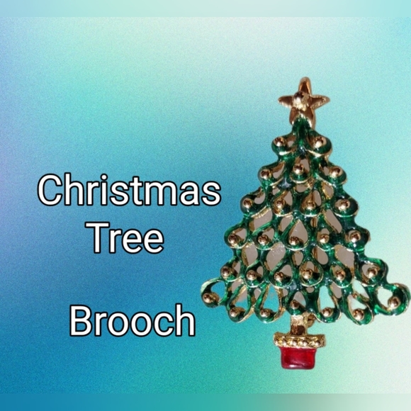 Green Enamel Christmas Tree Pin - Picture 2 of 11